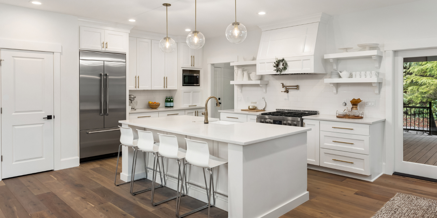 Modern Kitchen In White - Traditional vs. Modern Luxury Home Design: Trends of the Affluent and How They Came to Be
