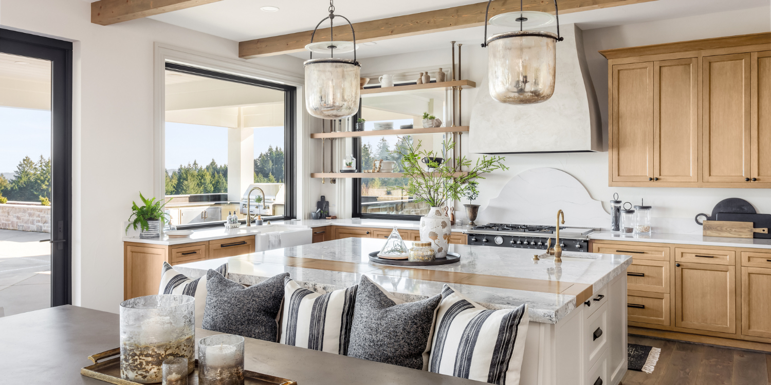 Transitional Kitchen - Traditional vs. Modern Luxury Home Design: Trends of the Affluent and How They Came to Be 